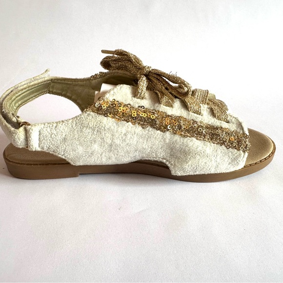 Joyfolie Tessa lace up sandals with Gold accents Size Y4 - Picture 3 of 15